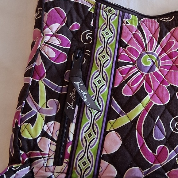 Vera Bradley Quilted Multi Colored Floral Pattern Shoulder Bag - Picture 9 of 11